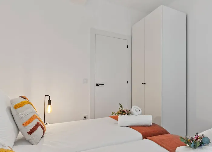 Appartement Picasso, 6 Personas, Espacioso Piso De Diseno