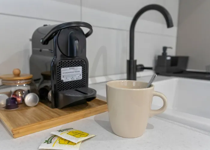 Picasso, 6 Personas, Espacioso Piso De Diseno *